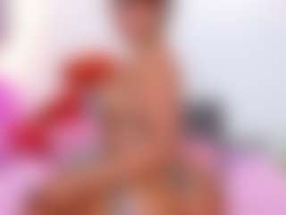 Heidy Wills's Live Sex Cam Show