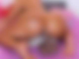 Heidy Wills's Live Sex Cam Show