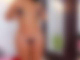 Heidy Wills's Live Sex Cam Show