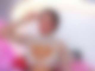 Heidy Wills's Live Sex Cam Show