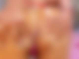 Heidy Wills's Live Sex Cam Show