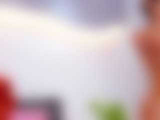 Live cam show with Heidy Wills - Pornstar Bedroom on Hubzter Live