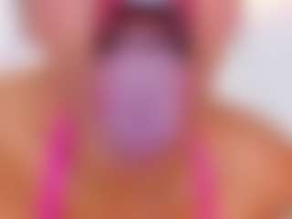 Heidy Wills's Live Sex Cam Show