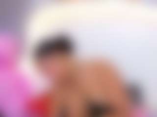 Heidy Wills's Live Sex Cam Show