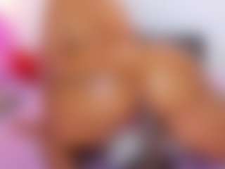 Heidy Wills's Live Sex Cam Show