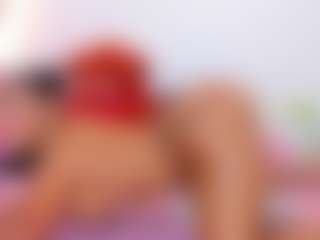 Heidy Wills's Live Sex Cam Show