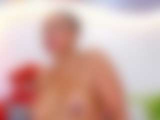 Live cam show with Heidy Wills - Spank Ebony on CSO-WL