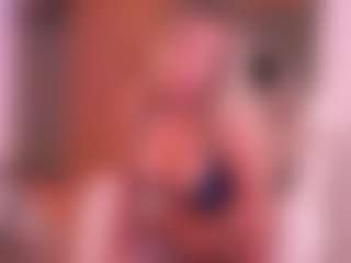 Joannee's Live Sex Cam Show