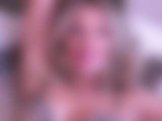 Joannee's Live Sex Cam Show