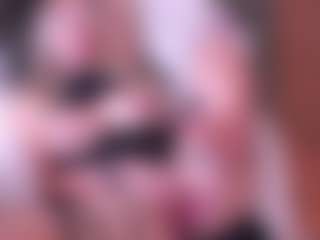 Live cam show with Joannee - Dirty Talk on Camsoda