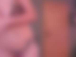 Live cam show with Joannee - Mature on liverealitysex.com
