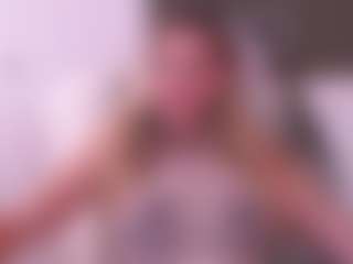 Joannee's Live Sex Cam Show