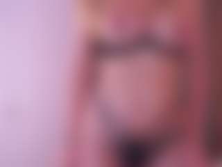 Joannee's Live Sex Cam Show