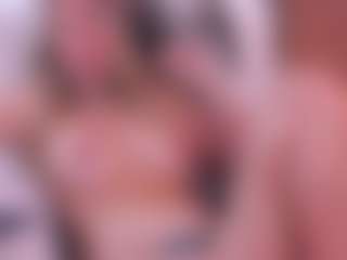 Live cam show with Joannee - Fuck Machine on Camsoda