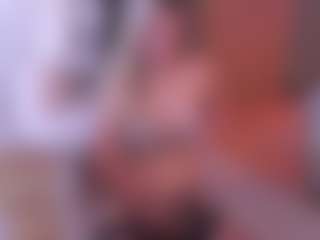 Live cam show with Joannee - Blue Eyes on Camsoda