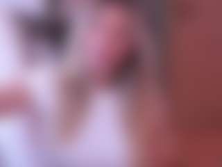 Live cam show with Joannee - White on Cam Slut | netherlands