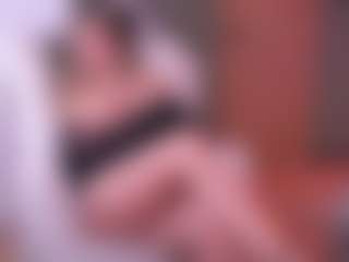 Live cam show with Joannee - Blonde Hair on Camsoda