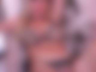 Joannee's Live Sex Cam Show