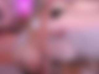 Live cam show with Joannee - Tease Mature on Hubzter Live