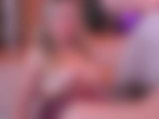 Live cam show with Joannee - Blue Eyes on Gym Cam Girls