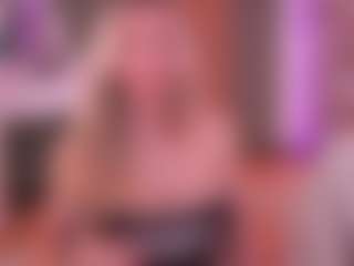Joannee's Live Sex Cam Show