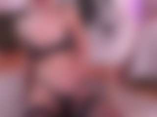 Joannee's Live Sex Cam Show