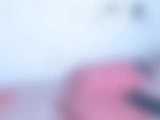 Live cam show with KAREN SOFIA - Black Hair on StripNow