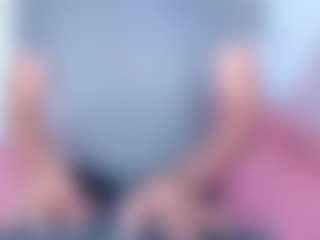 Live cam show with KAREN SOFIA - Big Balls on fuklive.com