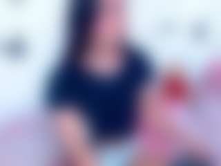Live cam show with KAREN SOFIA - Smoking on madthumbs