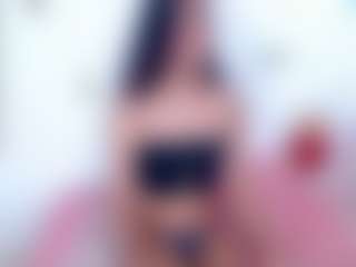 Live cam show with KAREN SOFIA - Cumshot on Gym Cam Girls