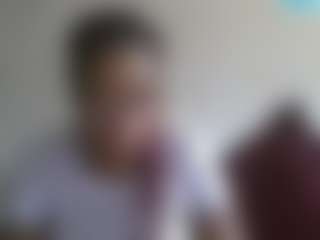 Live cam show with PrettyLightskin - Middle Aged on TeamSkeetLive