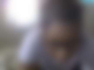 PrettyLightskin's Live Sex Cam Show