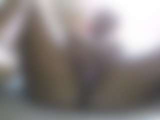 PrettyLightskin's Live Sex Cam Show