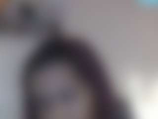 PrettyLightskin's Live Sex Cam Show