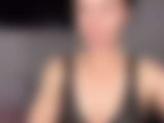 Live cam show with RachelBeauty - Living Room on Camsoda