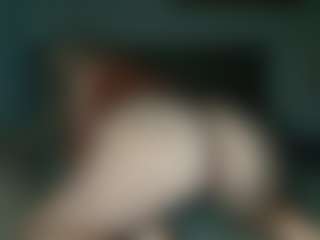 Live cam show with ScarlettRose72 - MILF on Dolls Live