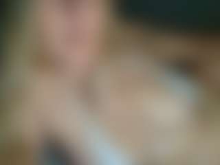 Live cam show with ScarlettRose72 - Blonde Hair Amateur on Camsoda