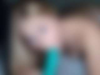 ScarlettRose72's Live Sex Cam Show