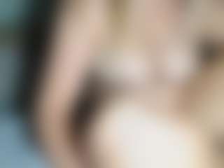 Live cam show with ScarlettRose72 - Bedroom MILF on hotwifechat.live