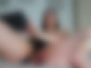 IngAiden MILF webcam performer live streaming
