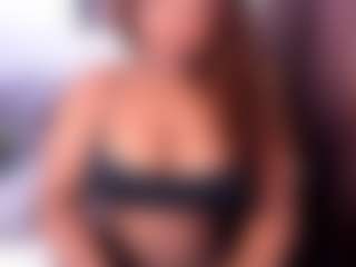 Live cam show with ashleylovexx - Wet on Camsoda