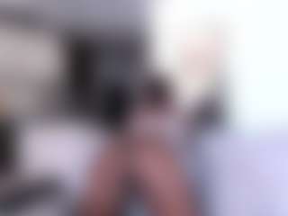ashleylovexx MILF webcam performer live streaming