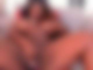 ashleylovexx's Live Sex Cam Show