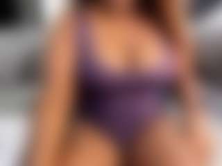 ashleylovexx's Live Sex Cam Show
