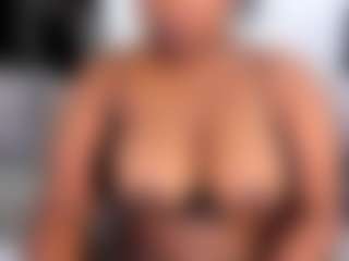 ashleylovexx's Live Sex Cam Show