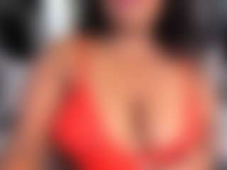 Live cam show with ashleylovexx - Brown Eyes Ebony on SpunkLive