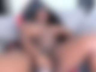 ashleylovexx's Live Sex Cam Show