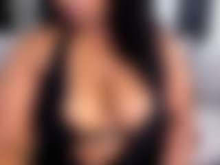 Live cam show with ashleylovexx - Curvy MILF on SquirtSoMuch