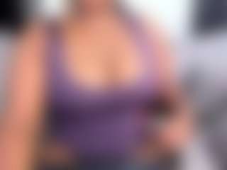 Live cam show with ashleylovexx - Underwear on Milfs Live