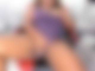 ashleylovexx's Live Sex Cam Show